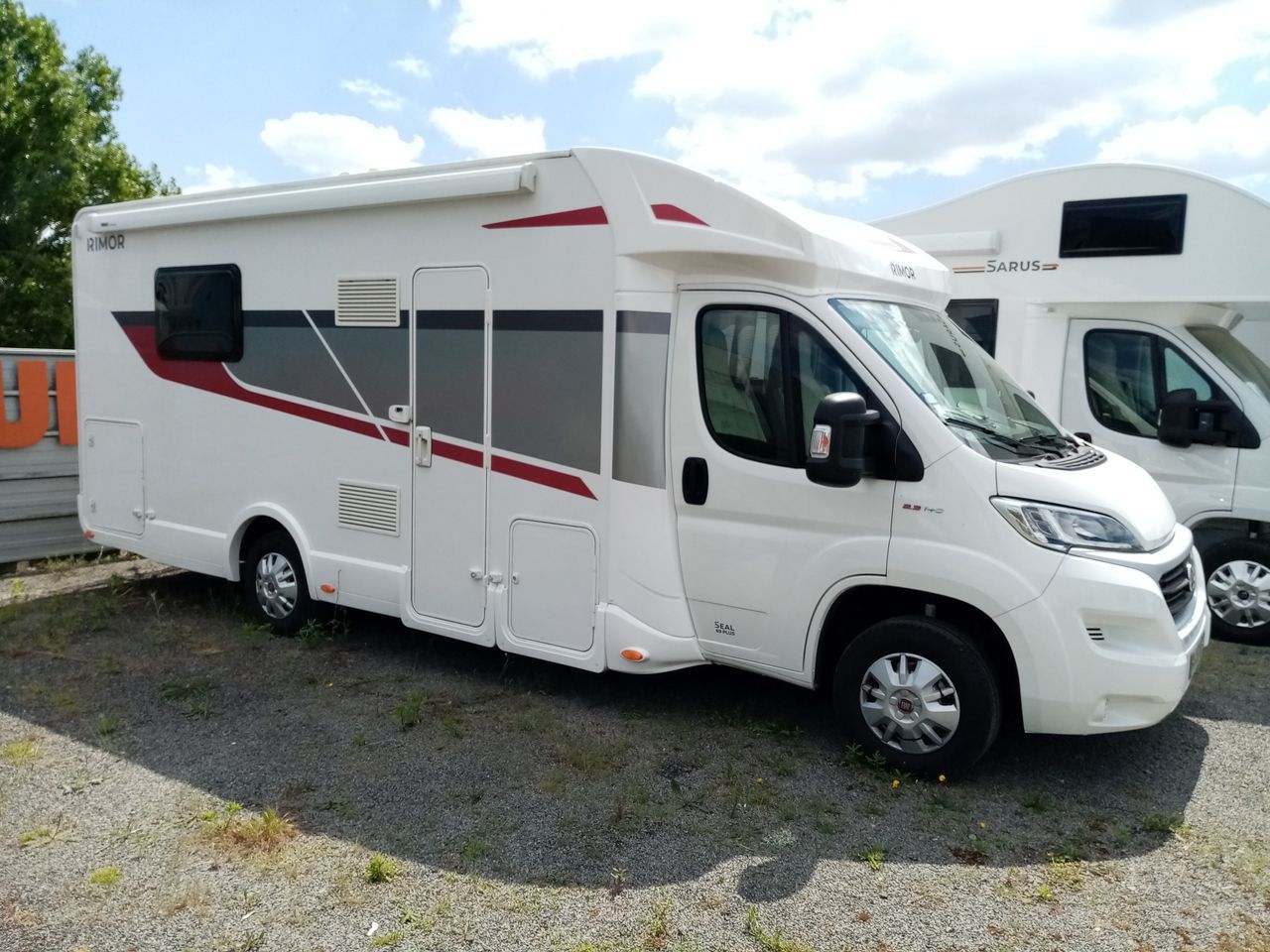 Camping-car RIMOR SEAL 69 PLUS LIT CENT/PAV/5 PL